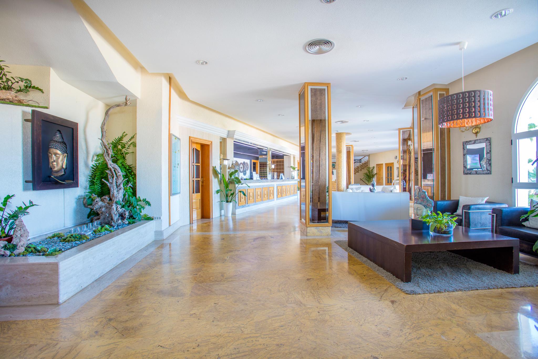 Ramada By Wyndham 3*